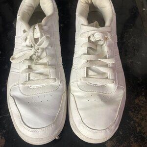 $$ SOLD $$ EUC Adidas Men's Hoops Sneakers Cloud White size 11